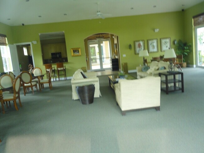 Building Photo - 1825 Bridgepointe Cir