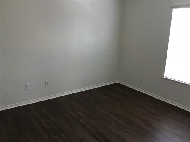 Building Photo - 11011 Pierce Valley Dr