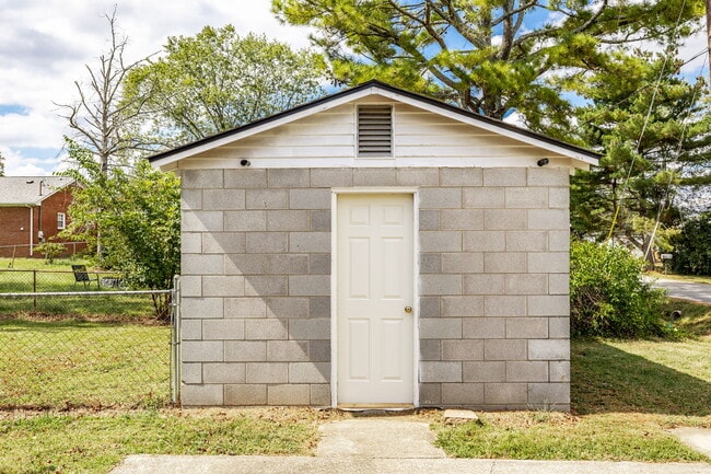 Building Photo - 336 Allen Dr