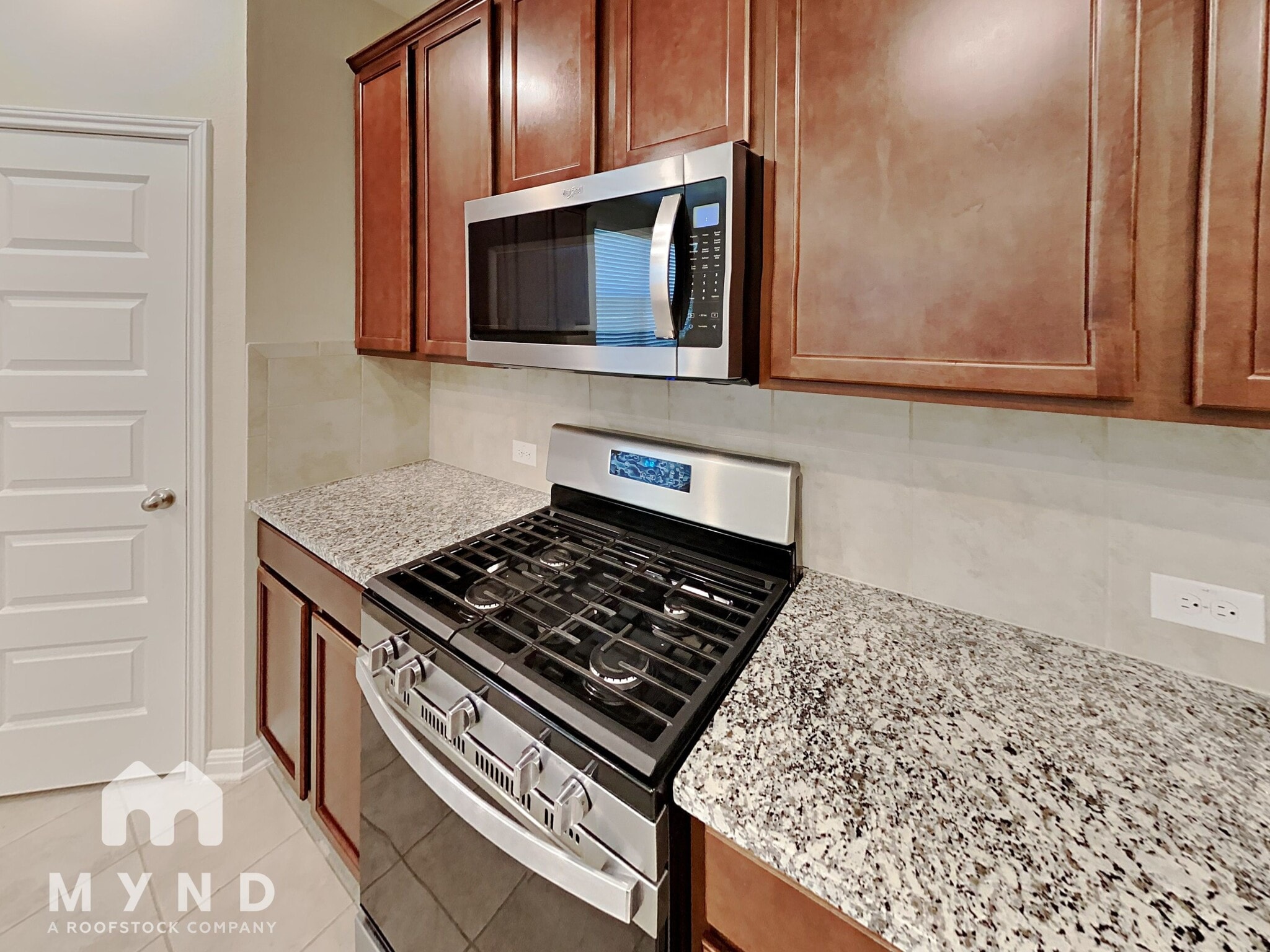 Building Photo - 2431 Carino Meadow