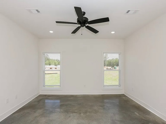 Building Photo - 1633 Shelby Mae Cir