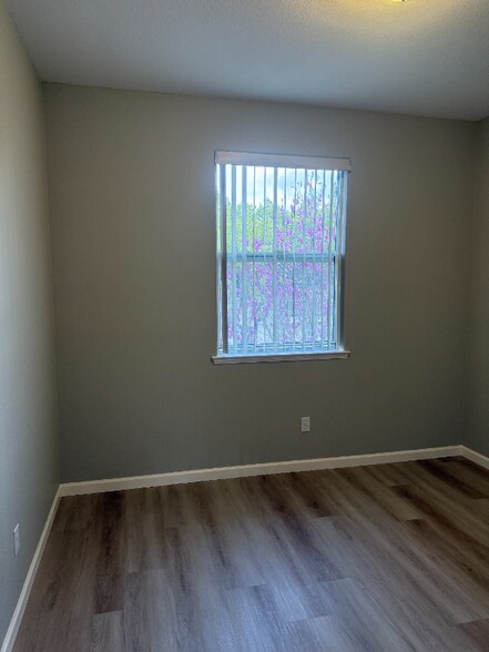 Building Photo - 600 Moraga Rd