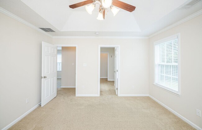 Building Photo - 272 High Meadows Cir