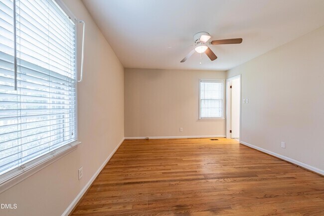 Building Photo - 408 Ortega Rd
