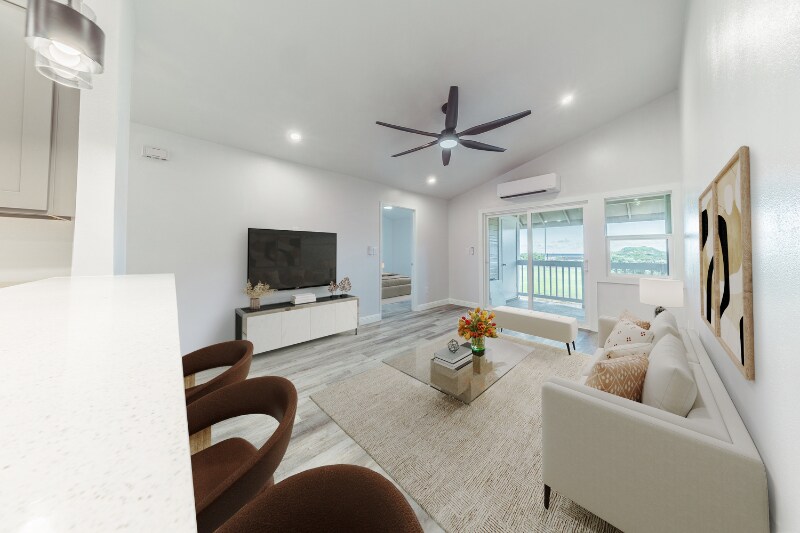 Building Photo - 71 Waiaka Ln