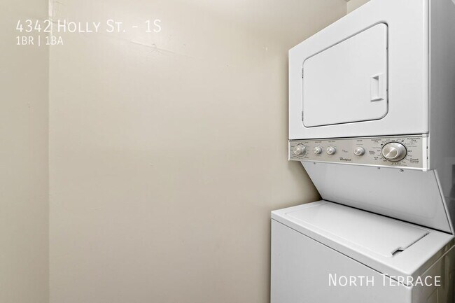 Building Photo - 4342 Holly St