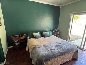 Building Photo - 1058 Warm Canyon Way