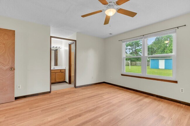 Building Photo - 295 Riggs Rd