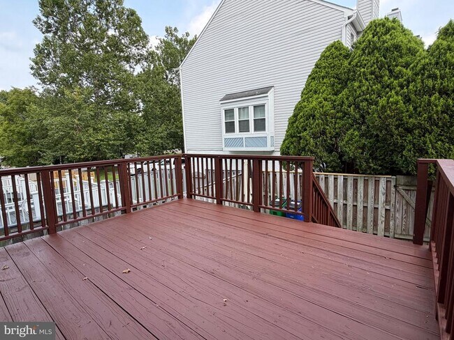 Building Photo - 9609 Clocktower Ln