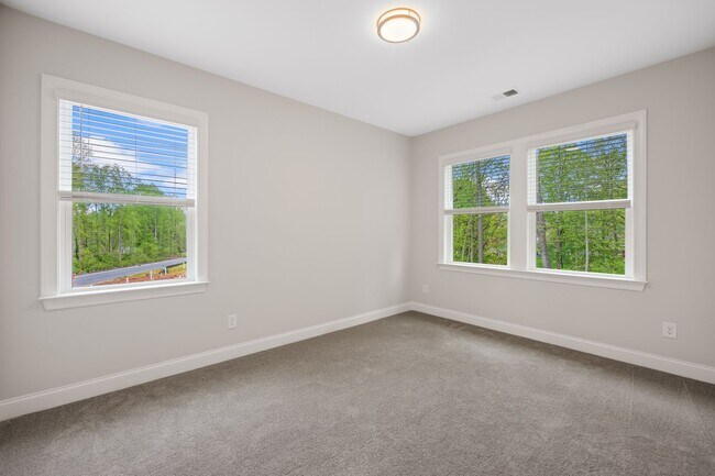 Building Photo - Washam Potts Townhomes