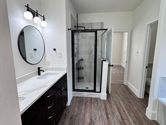 Building Photo - 15833 Bent Rose Way