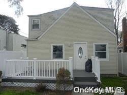 Primary Photo - 64 Lorraine Rd