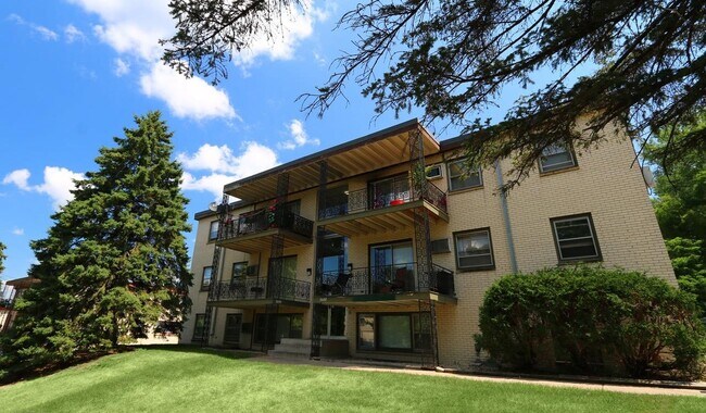 Primary Photo - 1640 Cumberland St