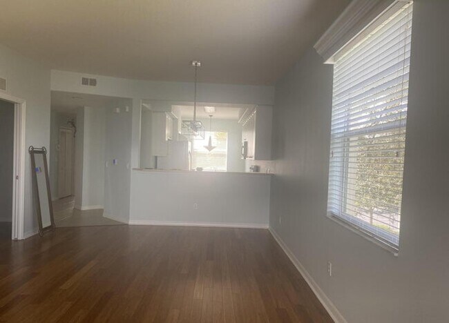 Building Photo - 6838 Toland Dr