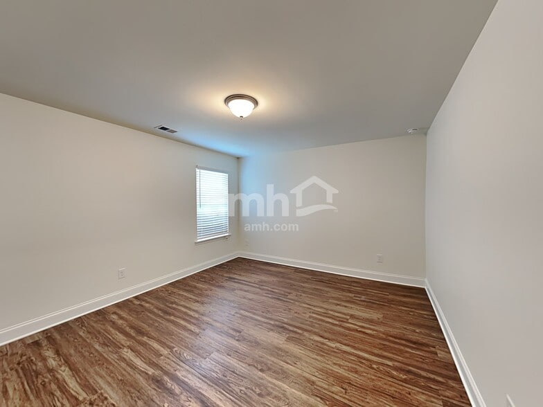 Building Photo - 8106 Brookbend Dr