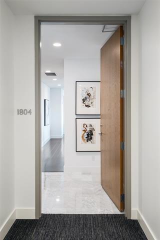 Building Photo - 3130 N Harwood St