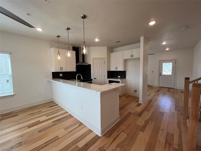 Building Photo - 2105 Tiger Trail