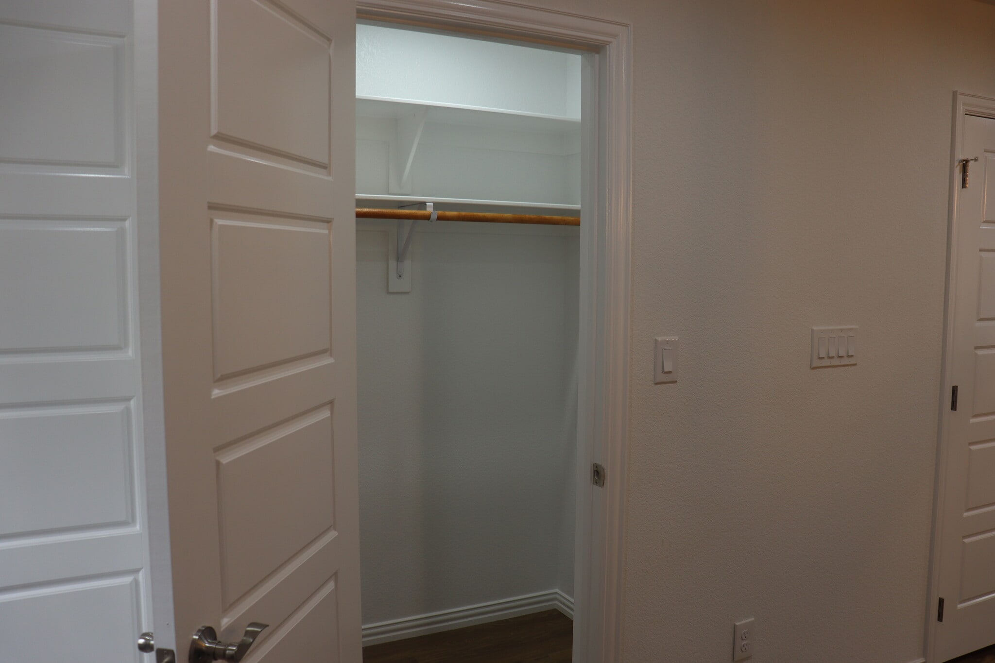 Closet - 5827 Grayson St