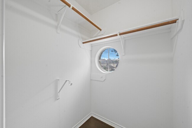 Building Photo - 10926 Wynfield Springs Dr
