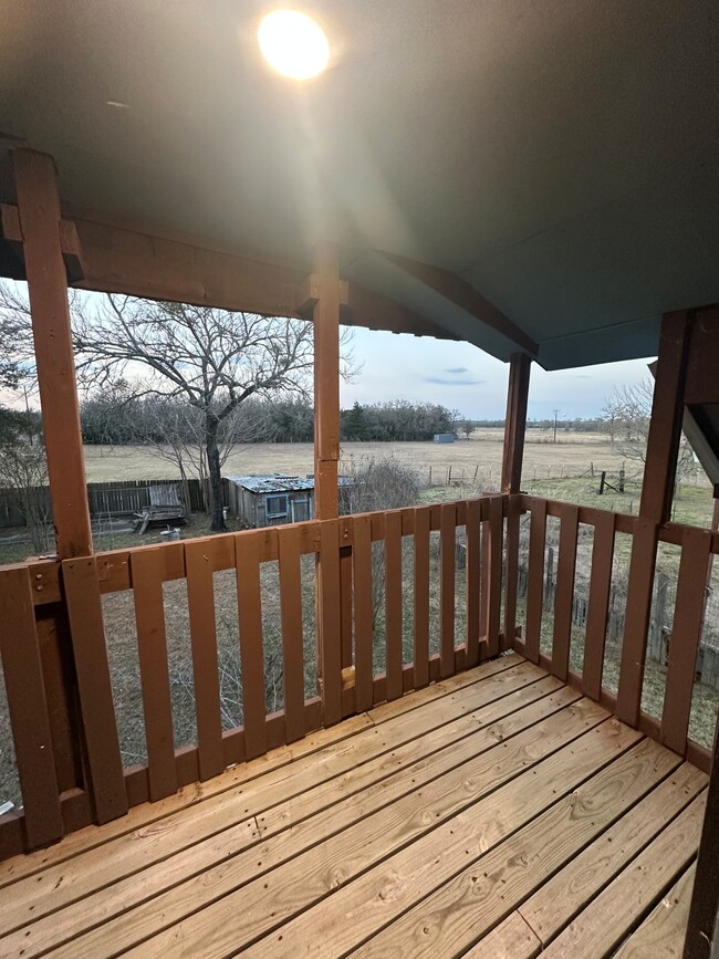 Building Photo - 1060 Garden St