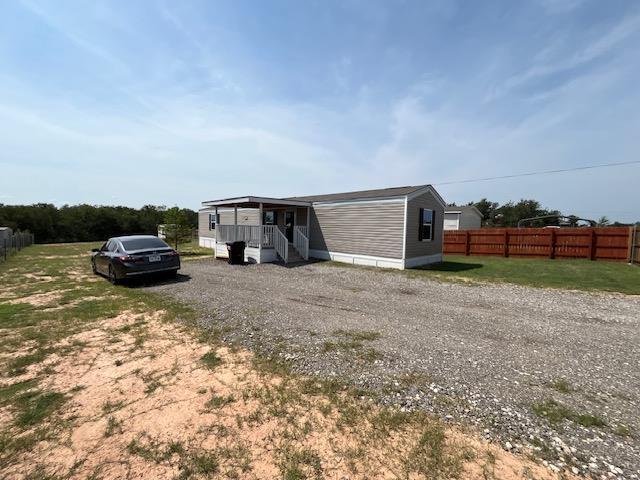 Building Photo - 121 Sunflower rd