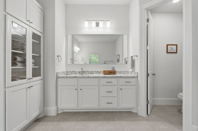 Building Photo - 111 N Bimini Twist Cir