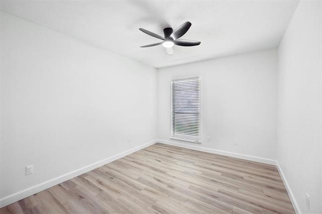 Building Photo - 904 Middle Cove Dr