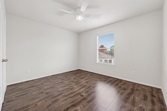 Building Photo - 8115 Sweetstone Bluff Ln