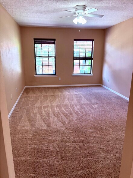 Building Photo - 762 Ginger Mill Dr