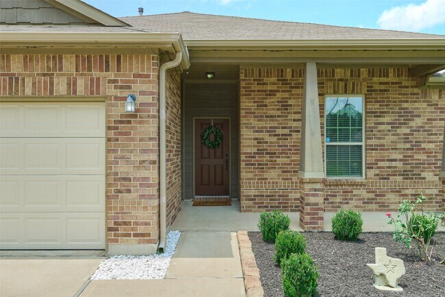 Building Photo - 2214 Timberland Country Ct