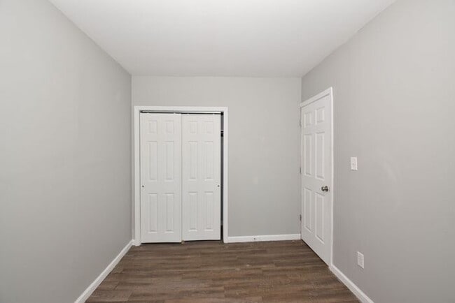 Building Photo - Mishawaka 2 Bedroom apartment