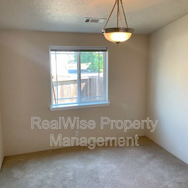 Building Photo - 1115 Westerly Ct