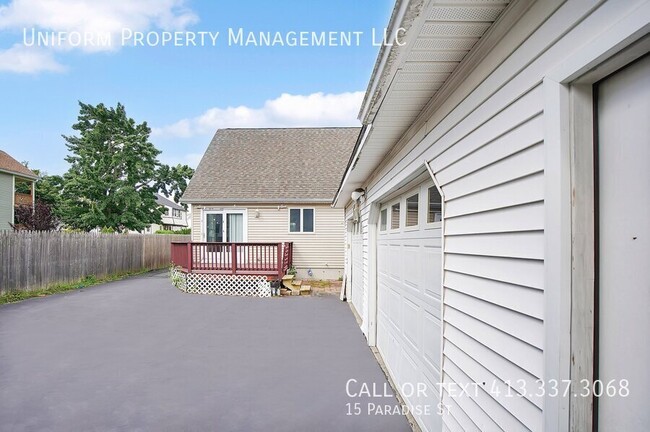 Building Photo - 15 Paradise St