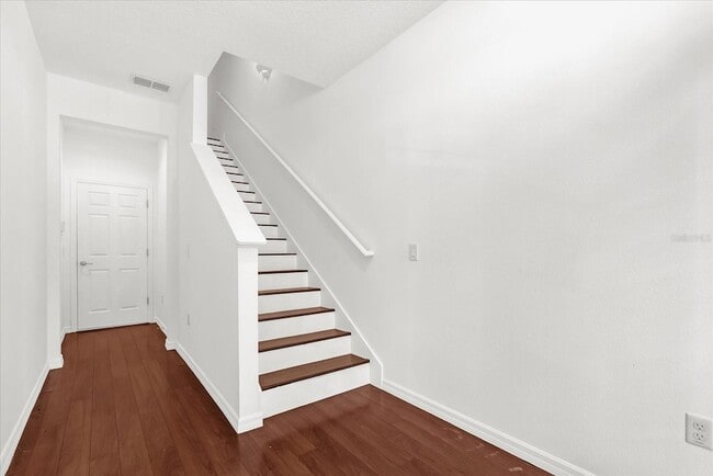 Building Photo - 655 Pensacola Ln