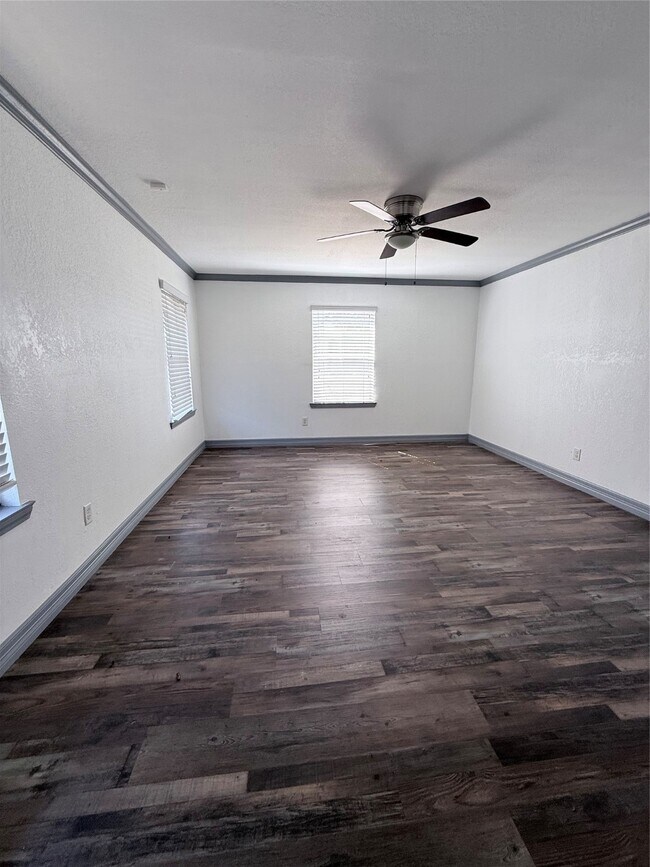 Building Photo - 3818 Linkwood Dr