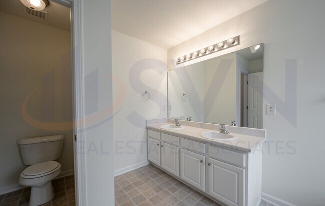 Building Photo - 4815 Hoppers Dr