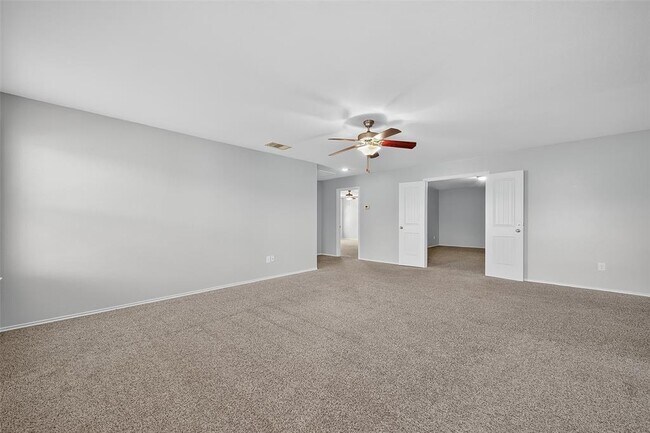 Building Photo - 154 Meadow Grove Dr