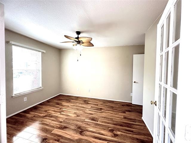 Building Photo - 809 Essex Dr
