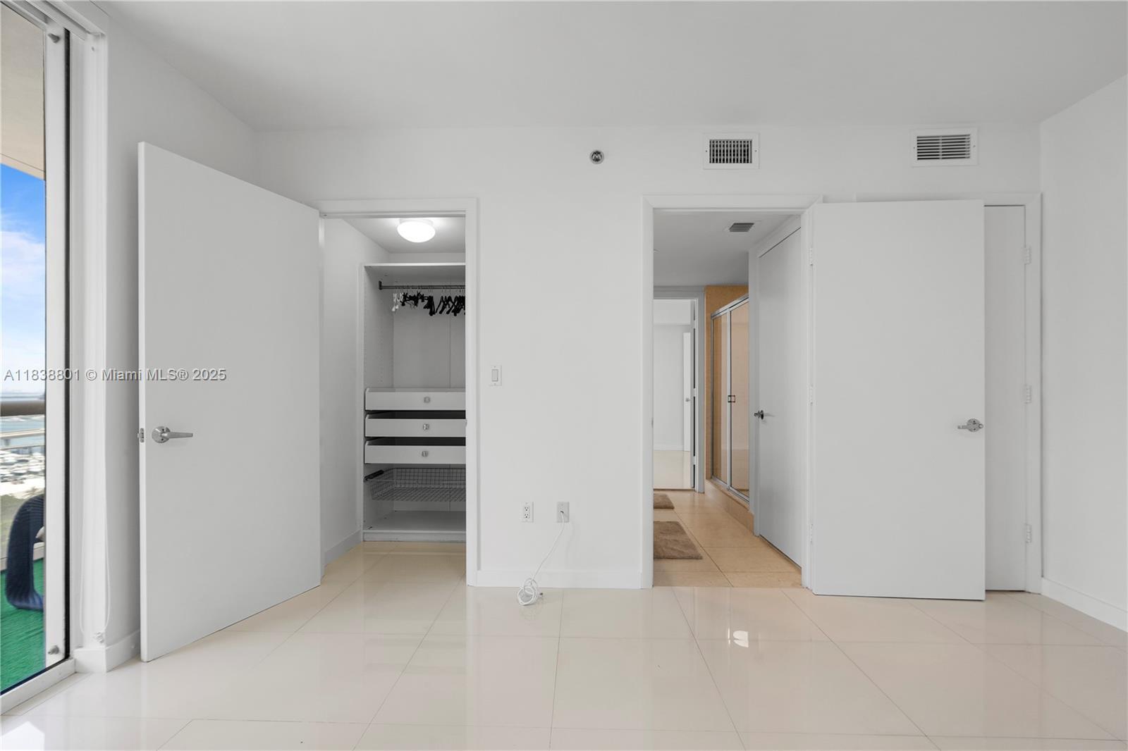 Building Photo - 50 Biscayne Blvd