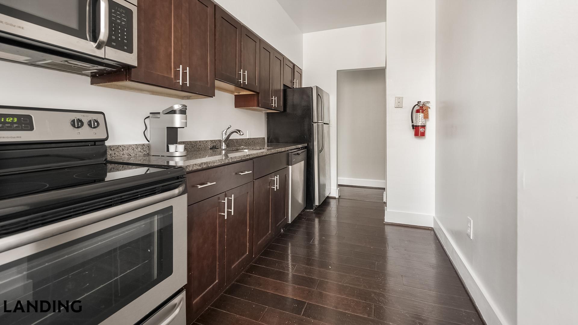 Building Photo - 617 W Lexington St