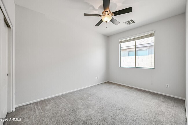 Building Photo - 23862 W Gibson Ln