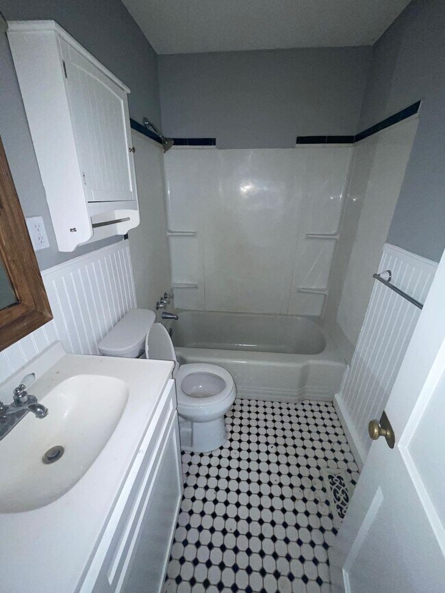 Building Photo - 3839 Maid Marian Ln