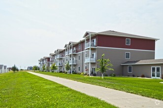 Building Photo - North Sky I