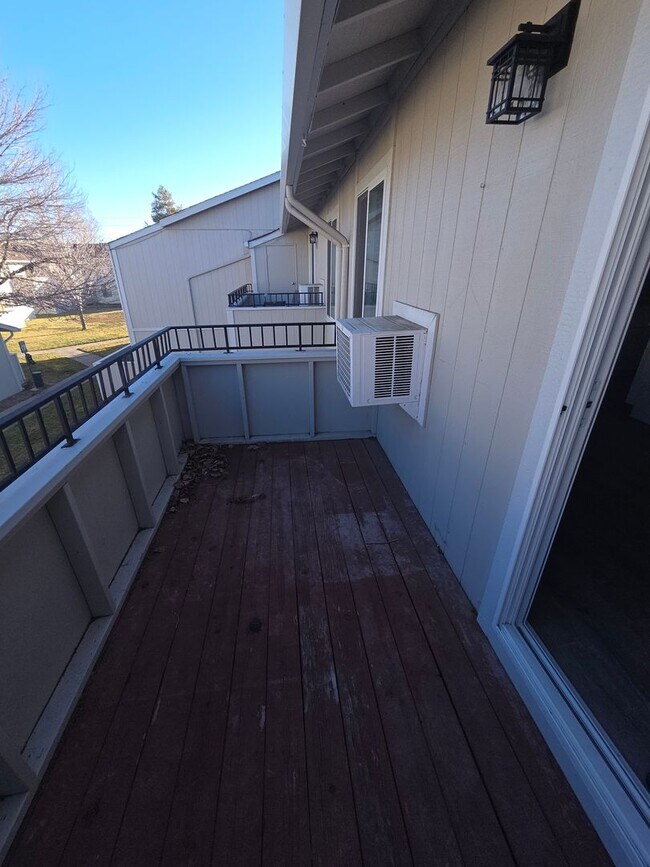 Building Photo - Life Just Got Better