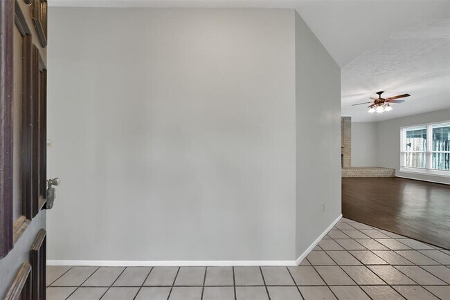 Building Photo - 4730 Temple Bell Dr