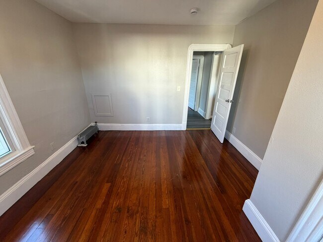 Building Photo - 242-244-244 Orange St