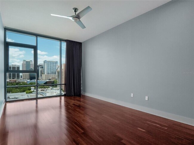 Building Photo - 260 S Osceola Ave