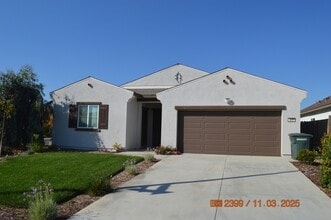 Building Photo - 917 Somerset Way