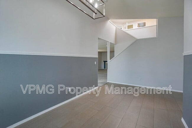 Building Photo - 203 NW 146th St