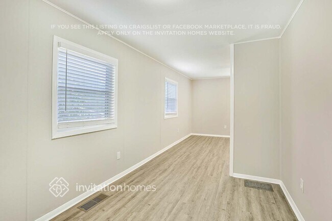 Building Photo - 1941 Bandera Dr